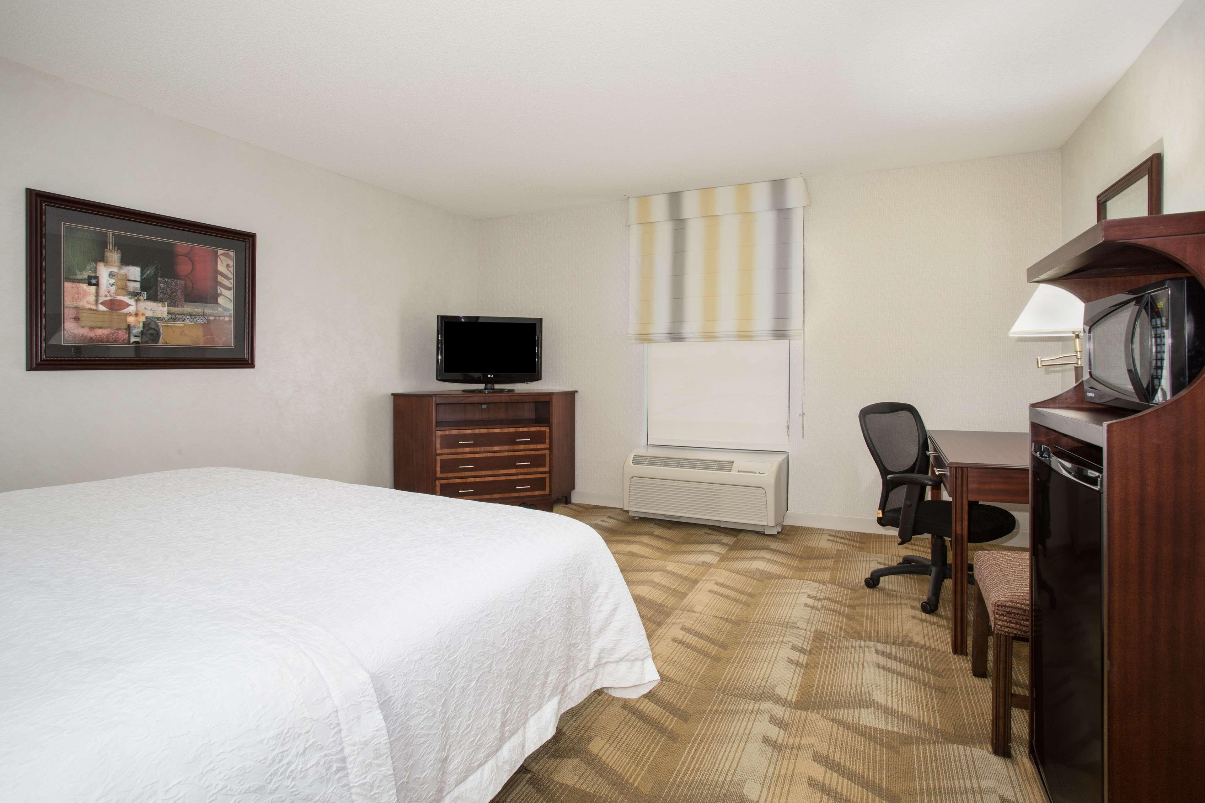 Hampton Inn Siloam Springs Exterior photo