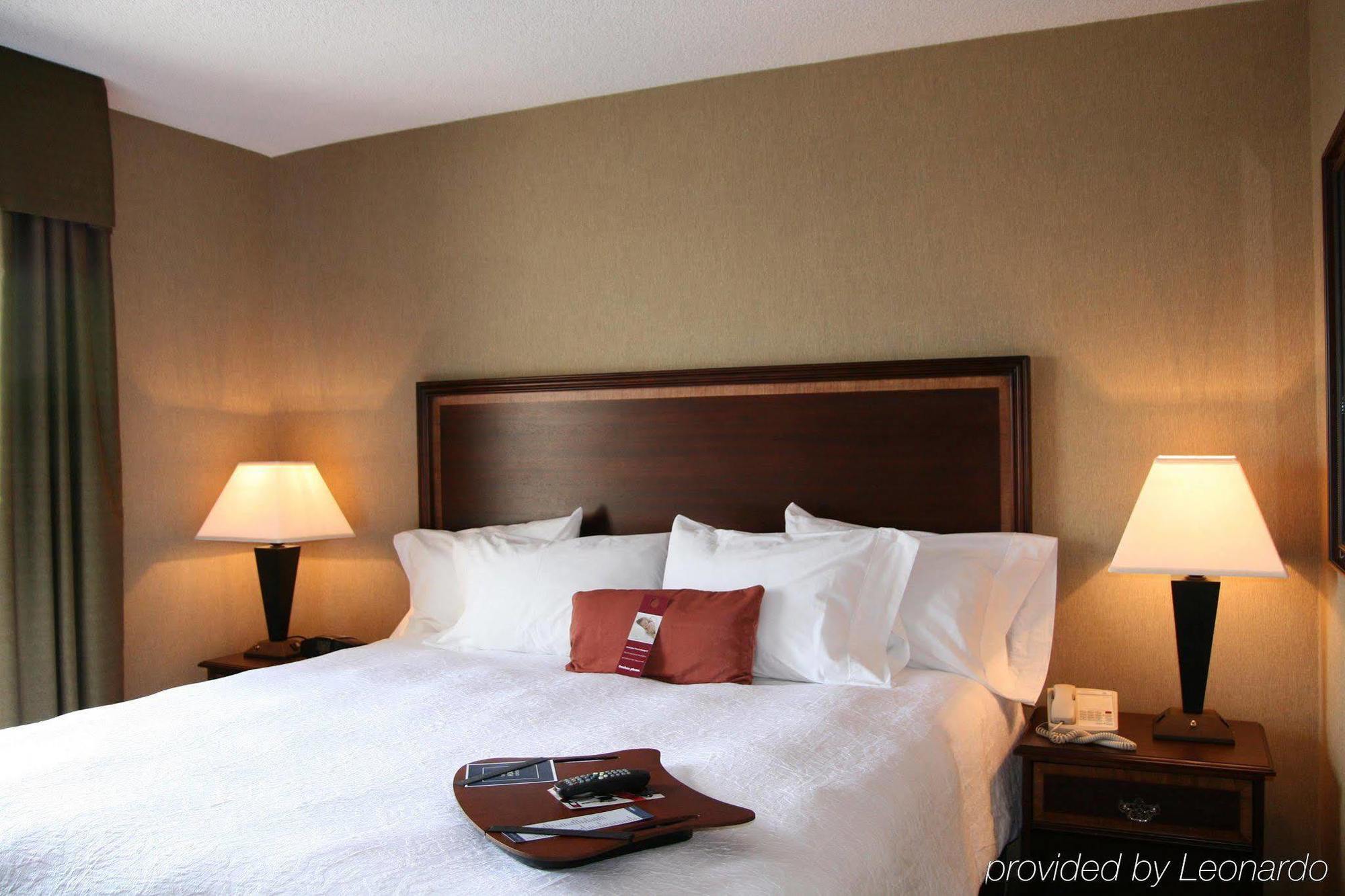 Hampton Inn Siloam Springs Room photo